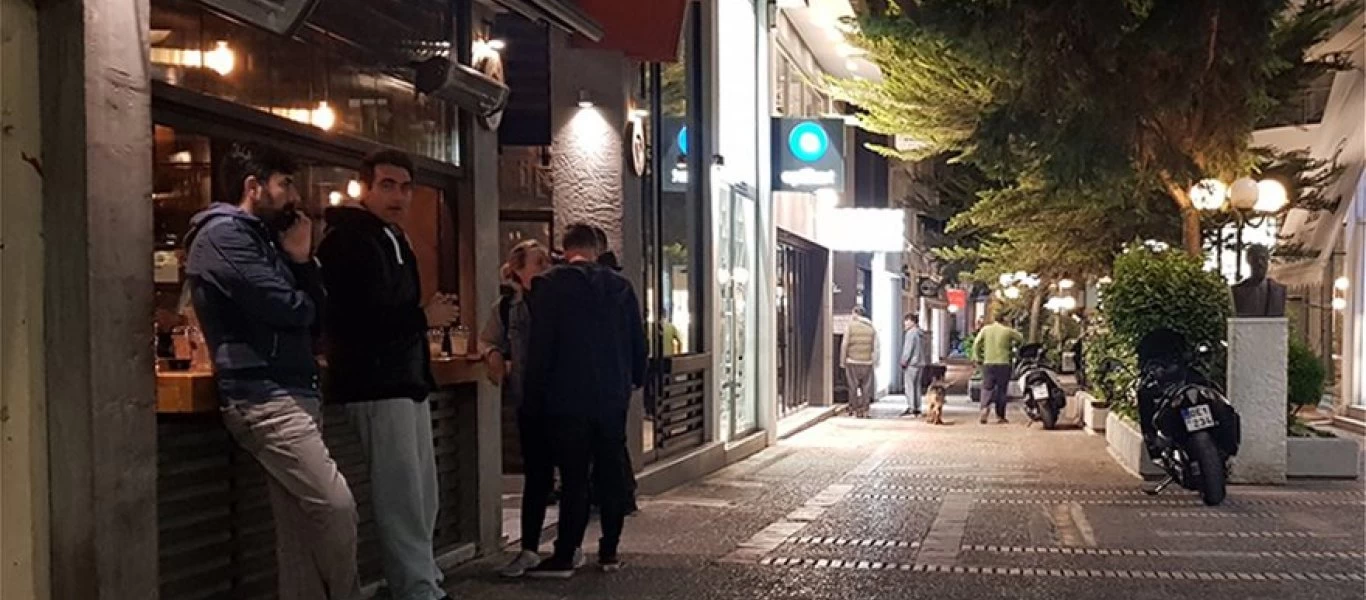 «Έπιασαν τόπο» οι συστάσεις Χαρδαλιά - Λιγοστός ο κόσμος στις πλατείες χθες - «Γεμάτο» μόνο το Παγκράτι (βίντεο-φωτο)